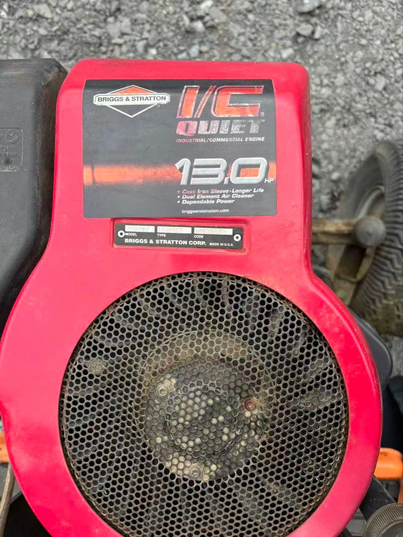 Husqvarna LT 130 草刈り用トラクター茨城县引き取り 限定