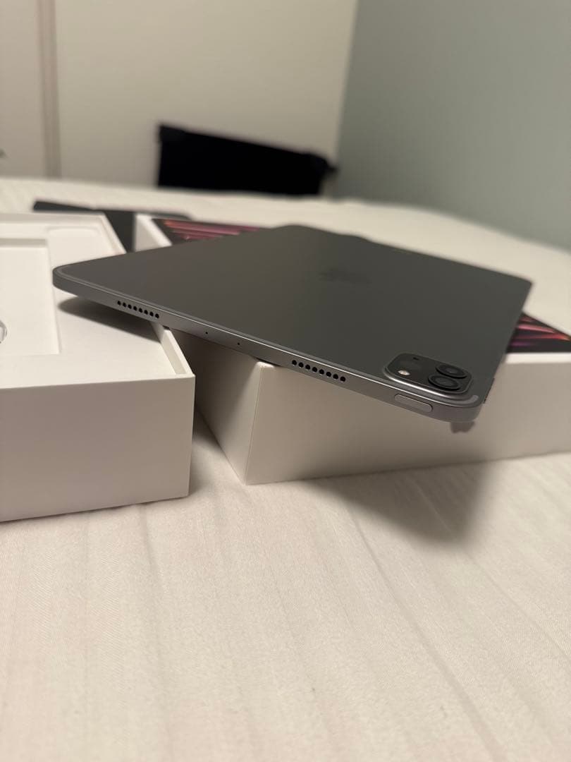 Apple iPad Pro 11インチ　第4世代　256GBスペースグレイ