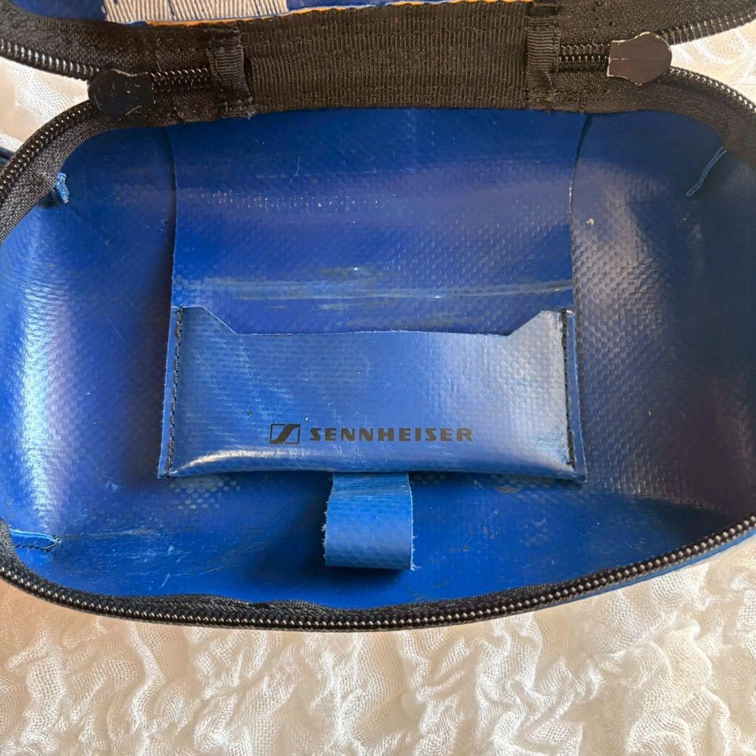 FREITAG x SENNHEISER コラボ　ヘッドホン　F703