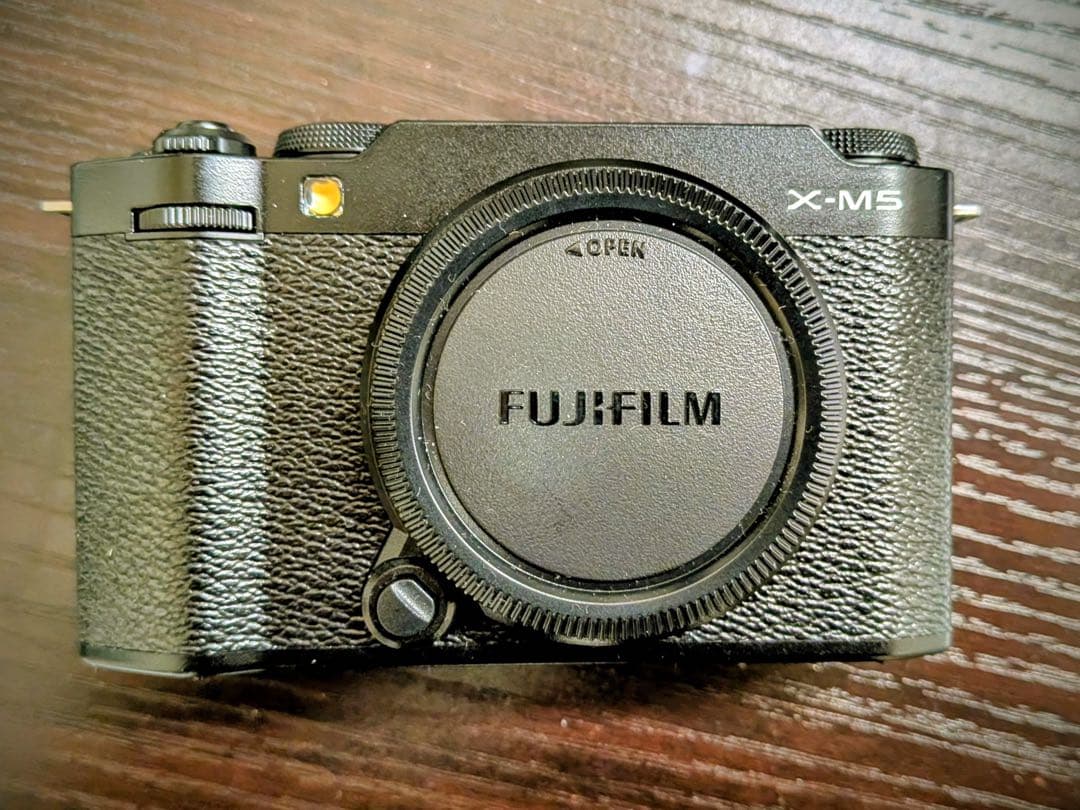 FUJIFILM X-M5 ブラック　ミラーレスカメラ 本体　レンズキット