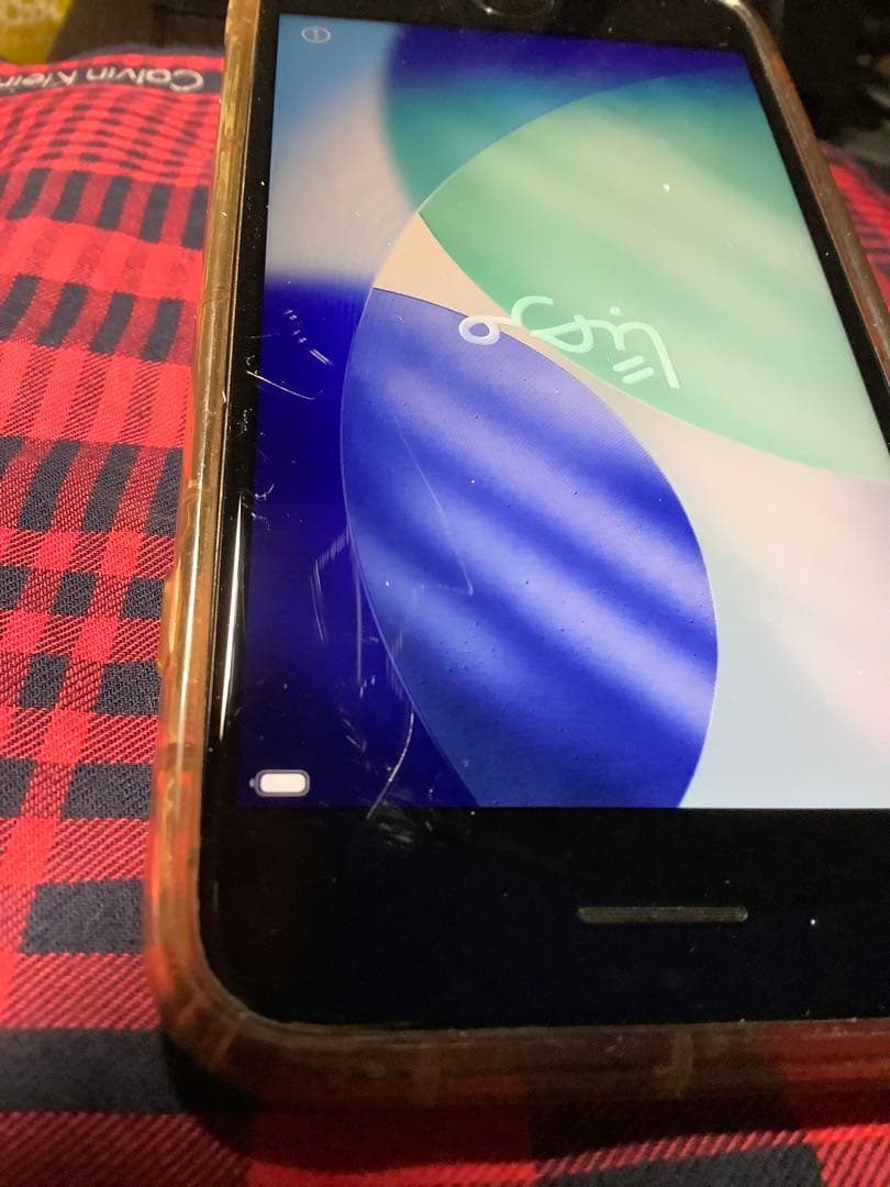 Apple iPhone SE (第3世代) 赤