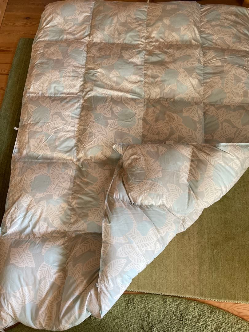 日本製　羽毛布団　シングル　イングランド産ホワイトダウン90% 1.3kg B