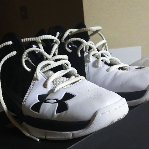 ウエイトトレーニング UNDER AROR