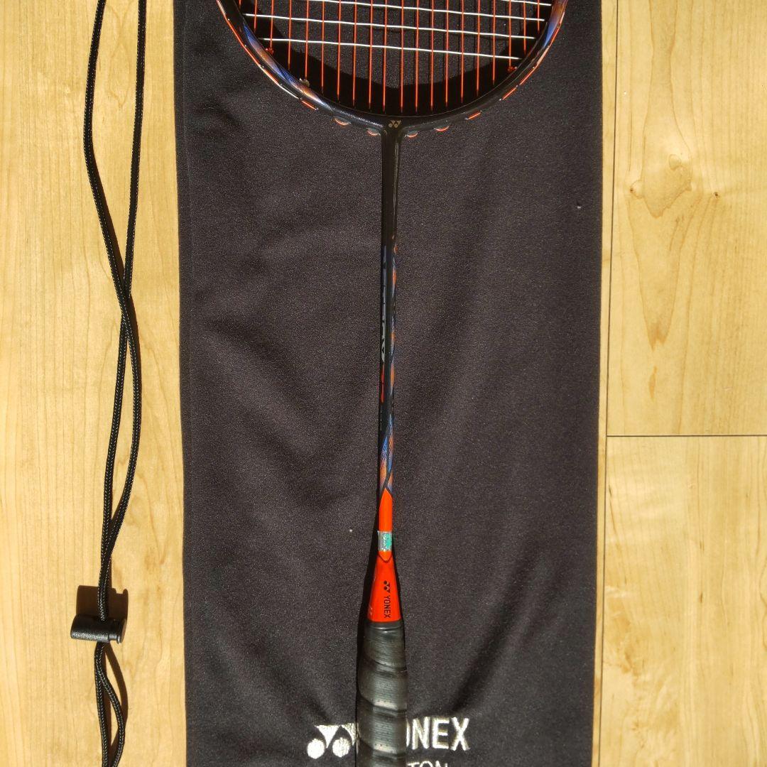アストロクス77プロ YONEX バドミントンラケット 専用ケース付き