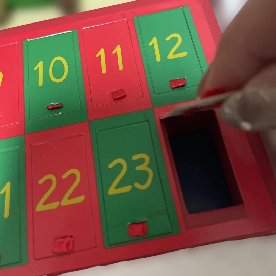 スヌーピー クリスマスツリー カウントダウン最終価格