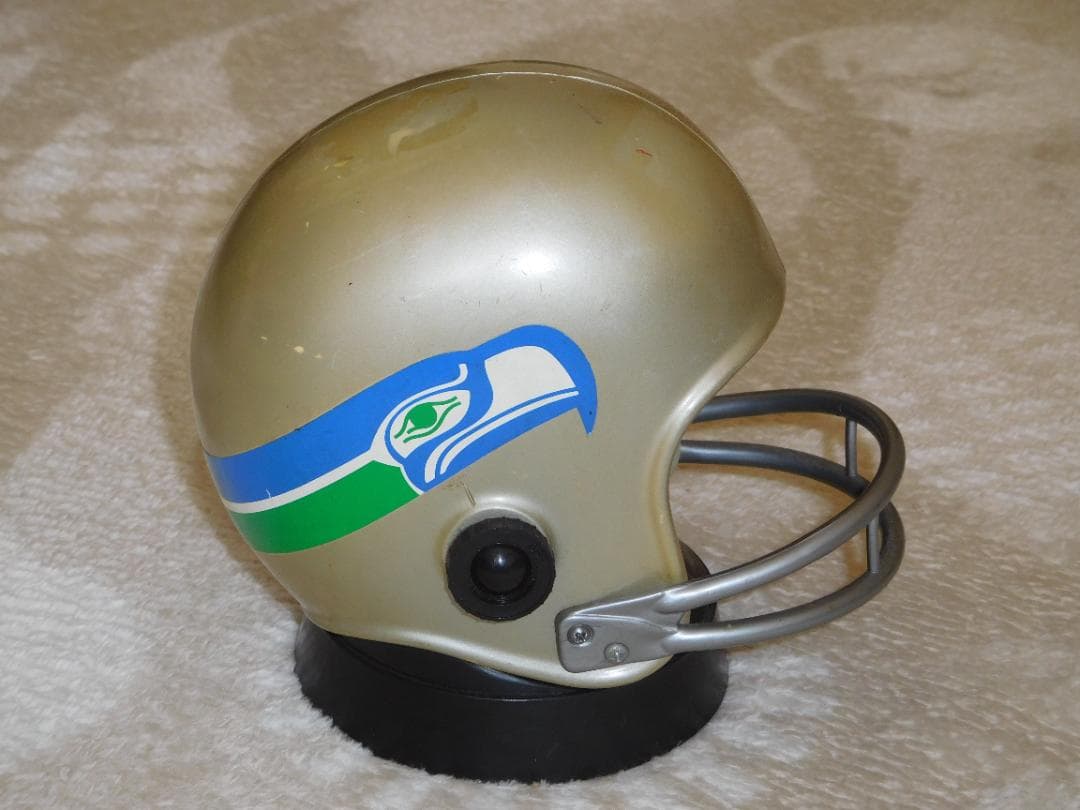 NFL シーホークス アメリカンフットボール ミニヘルメット ラジオ