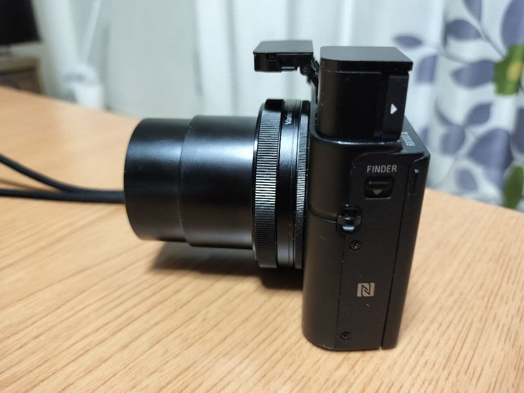 Cyber-shot DSC-RX100M3 コンパクトデジタルカメラ 海外版