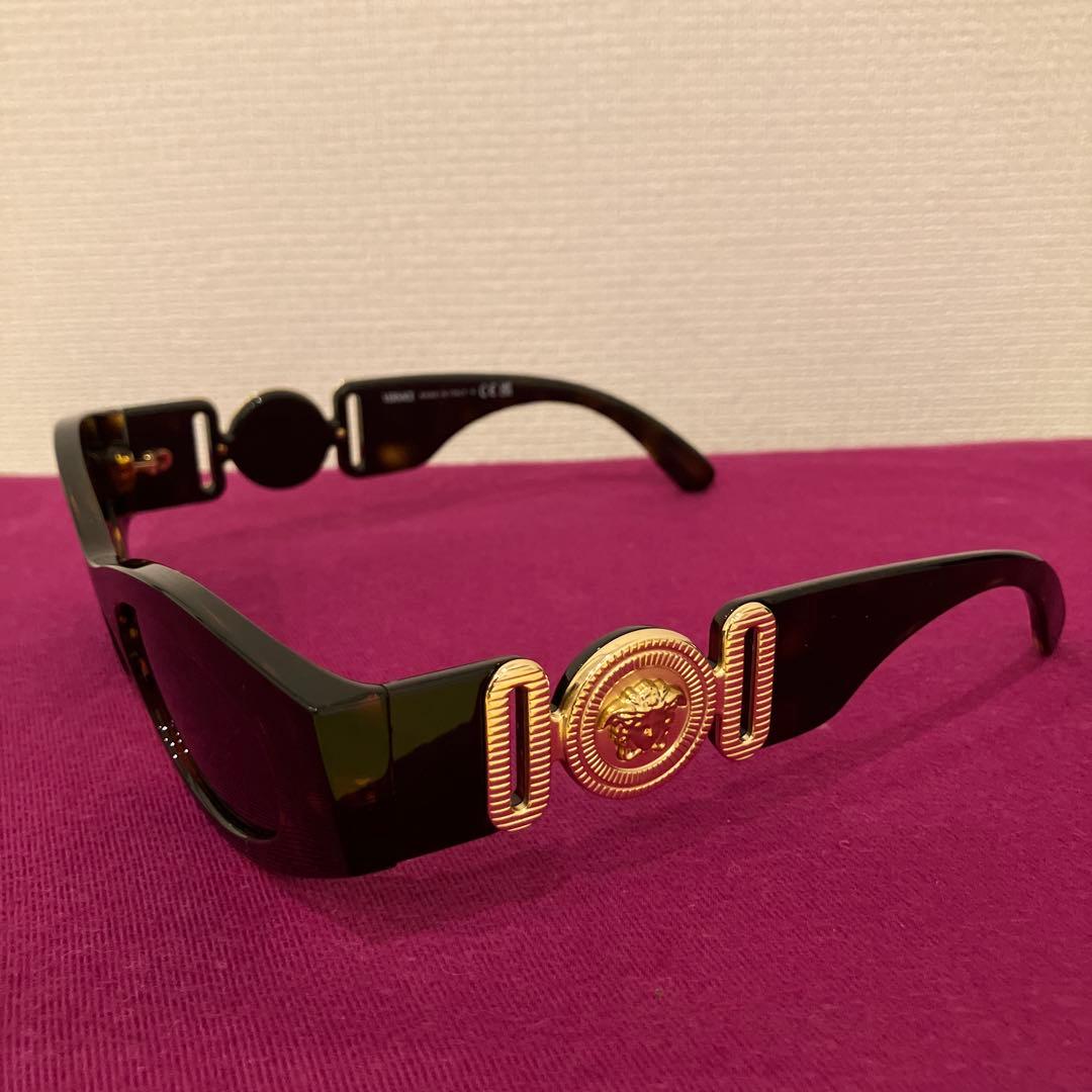 【2/9まで：savanna.dg88さま専用 】VERSACE サングラス