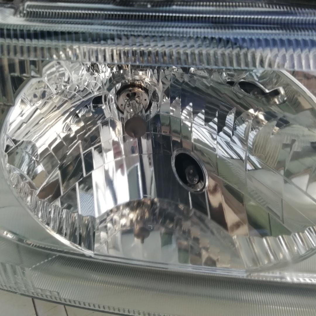 H58A 　パジェロミニ 　ヘッドライト 左右　　レべ付 　（管理NO25）