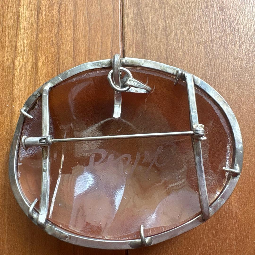 ロザリオメンネッタのカメオ