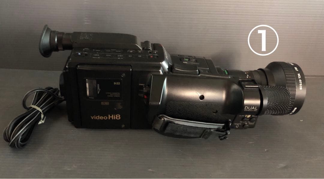 SONYビデオカメラセットCCD-V900E （ジャンク）