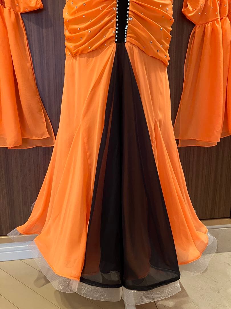 社交ダンスドレス オレンジと黒