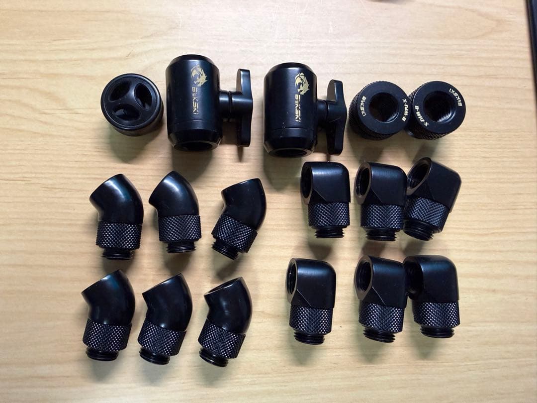 ゆきぽ　Heatkiller D5ポンプ リザーバー 150mm その4