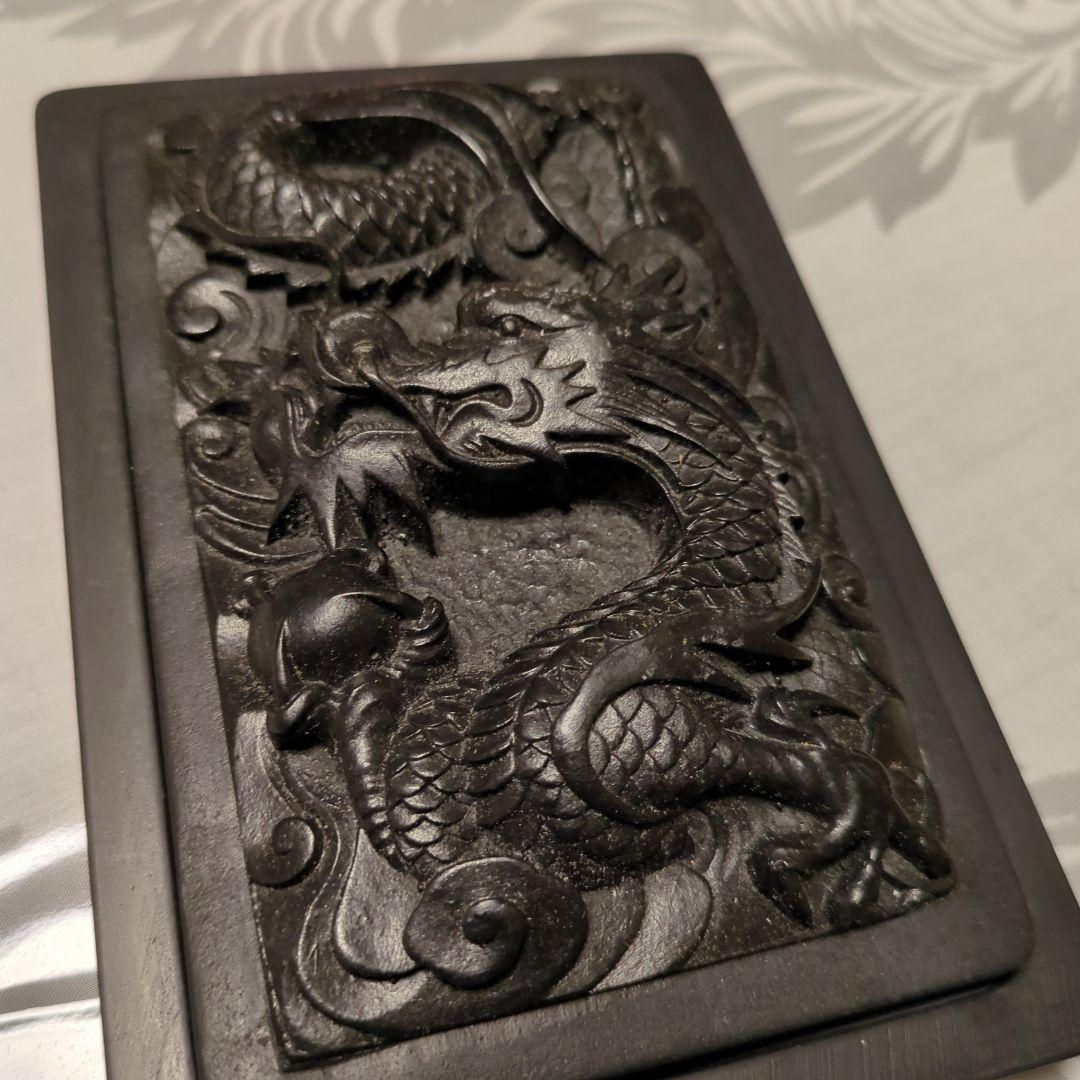 すずり蓋付龍