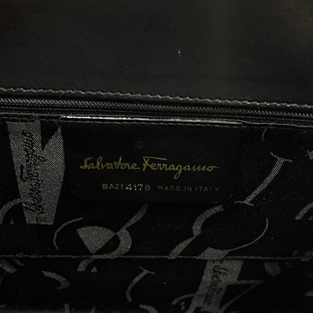 未使用級● フェラガモ 2way ハンドバッグ ヴァラリボン ブラック レザー