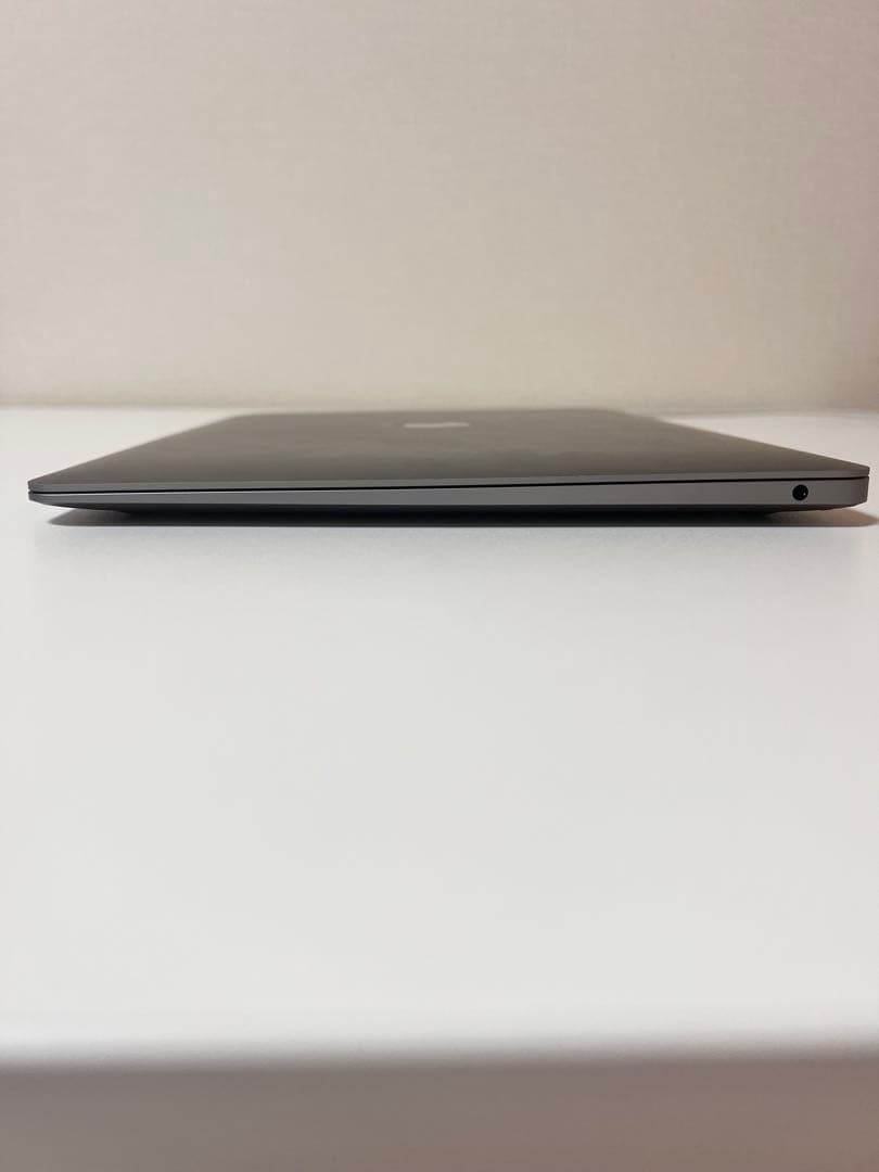 MacBook本体 MacBook Air (2020) Core i7/16GB/256GB