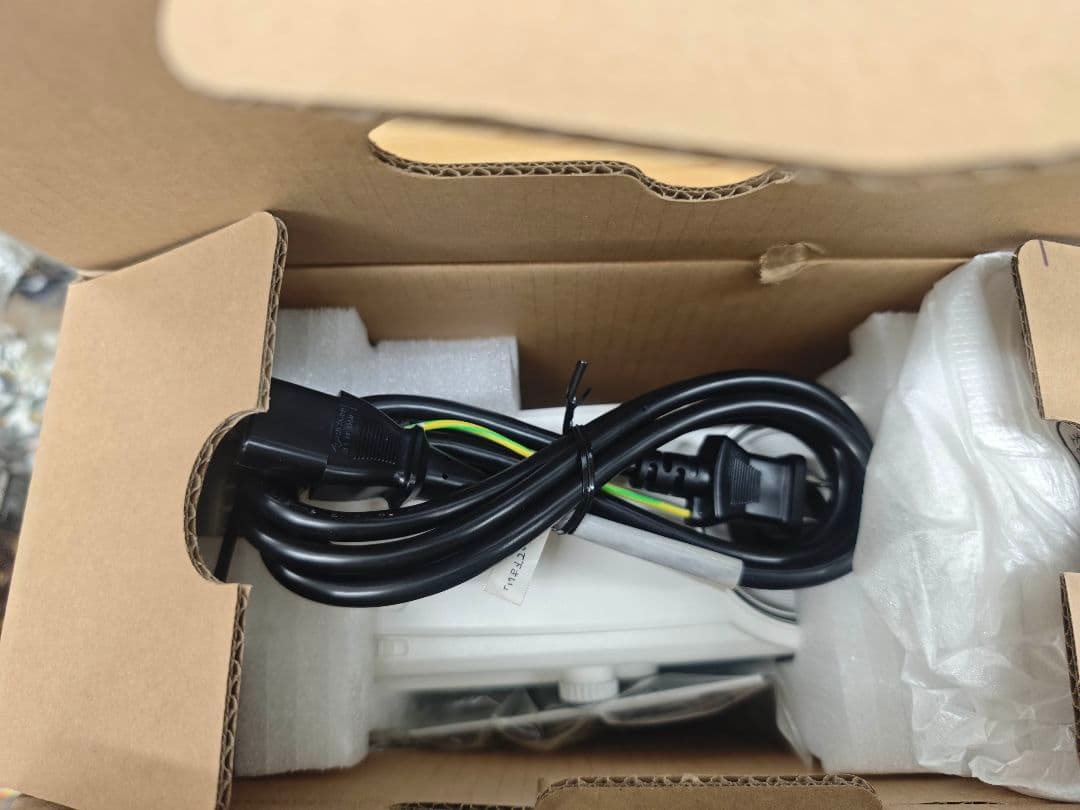 BenQ MS523 プロジェクター 本体