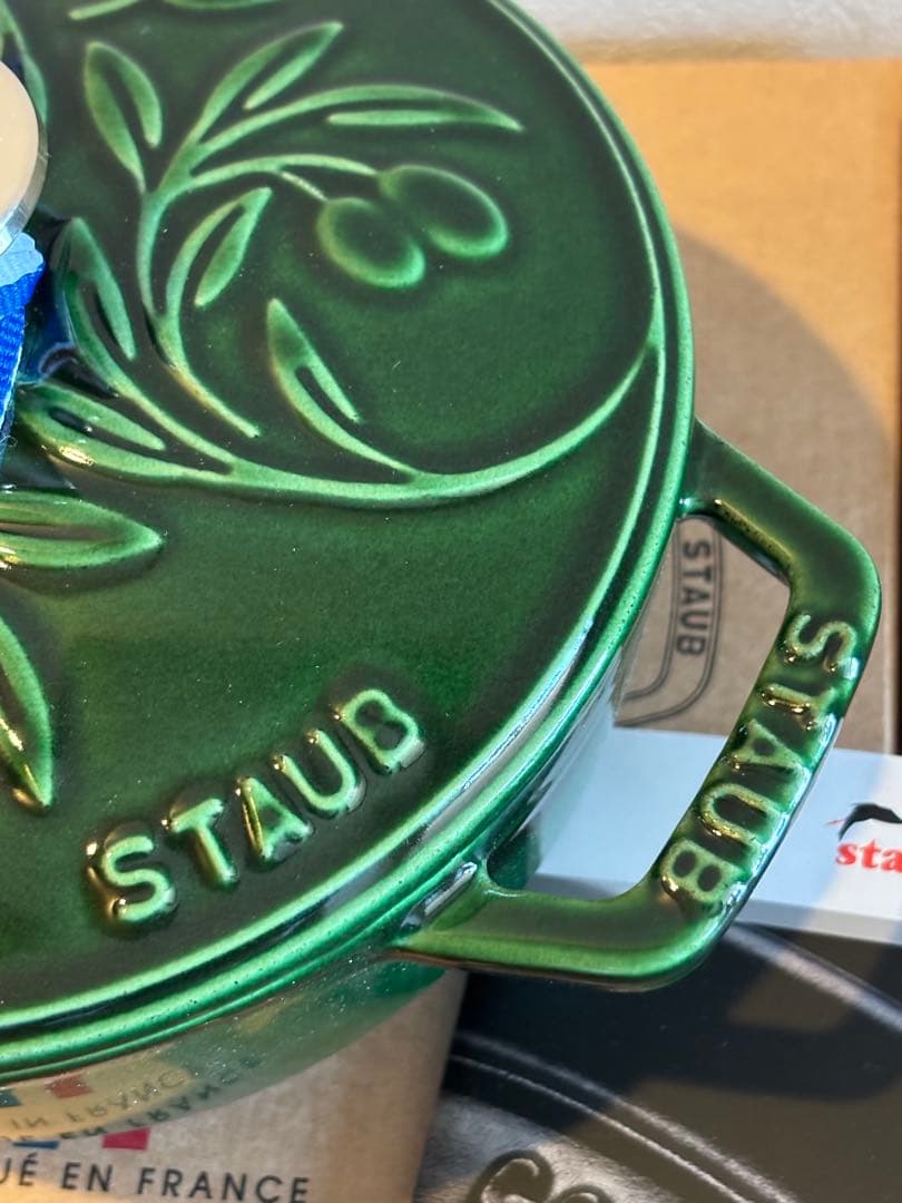 STAUB オリーブ　バジルグリーン　wanabe s