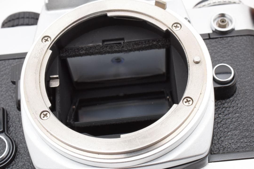 ★モルト部良好・美品★ ニコン Nikon FE ボディ #19302