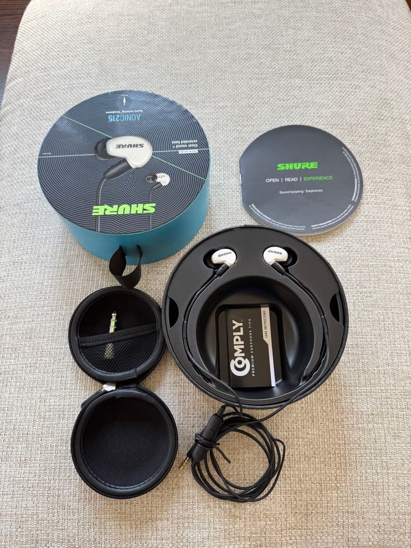 SHURE シュア　イヤホン AONIC 215 有線 マイク付き　箱無し