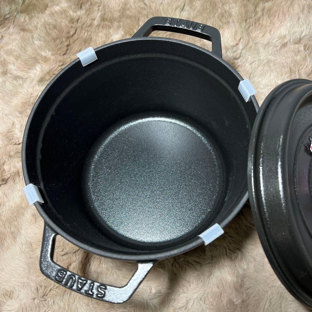 staubストウブ グランドココット ラウンド ブラック 20cm 鍋 IH対応