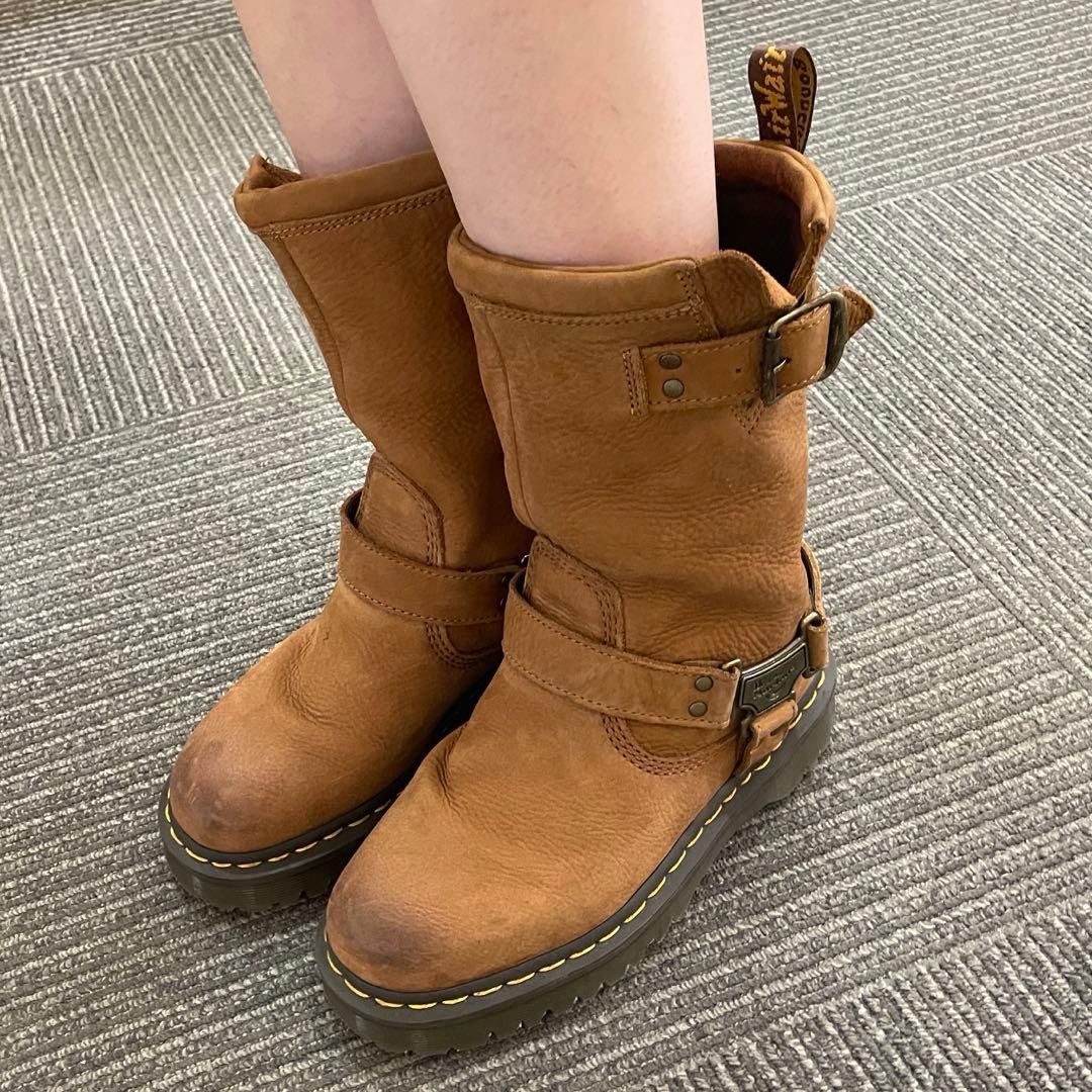 日本未発売 Dr. Martens エンジニアブーツ