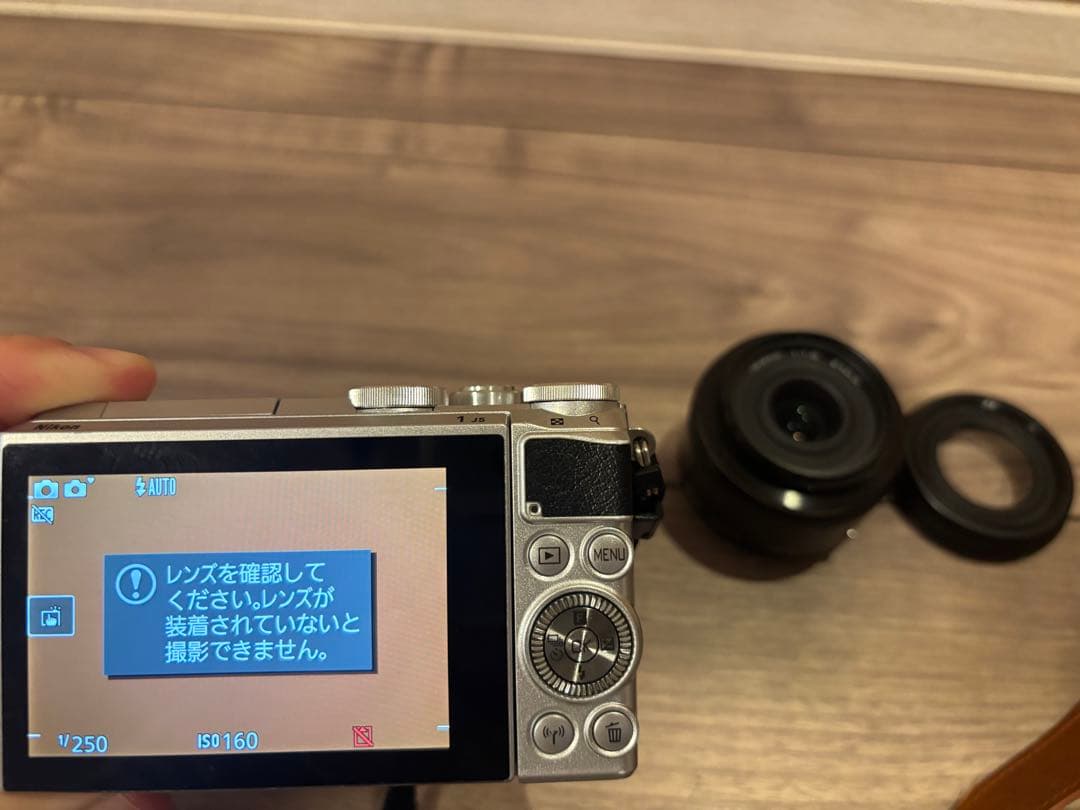 NIKON 1 J5 デジタルカメラ（レンズ等付属）