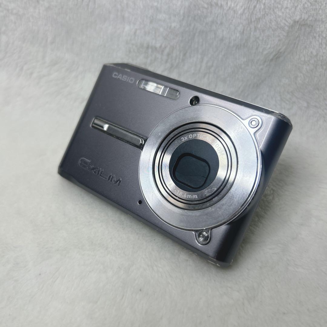 ✨美品✨CASIO EXILIM EX-S500 シルバー　コンデジ　カメラ