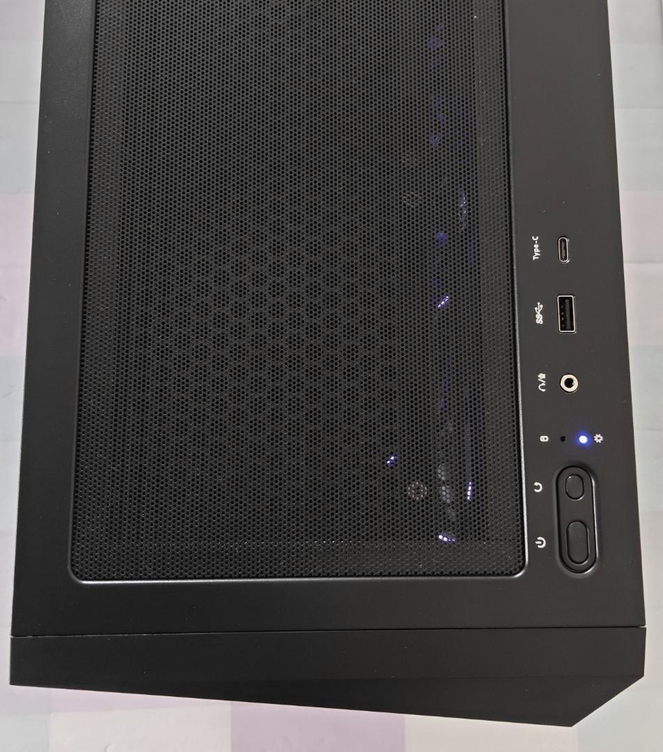 【新品】高性能ゲーミングPC RX7900XTX Ryzen7 9800X3D