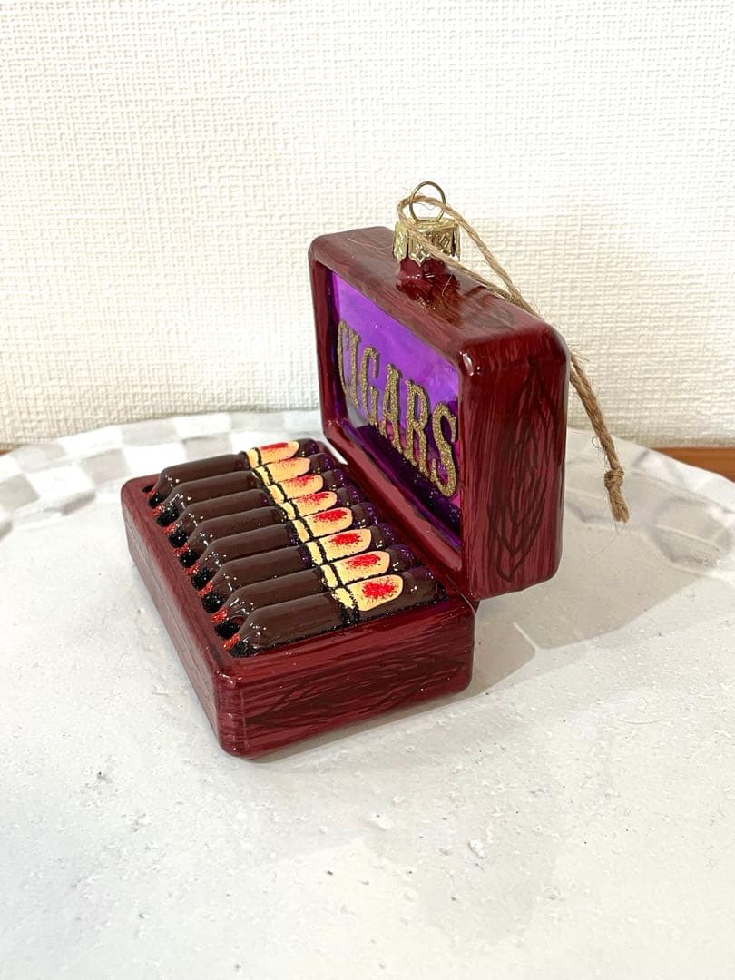 ガラスオーナメント　シガーズボックス