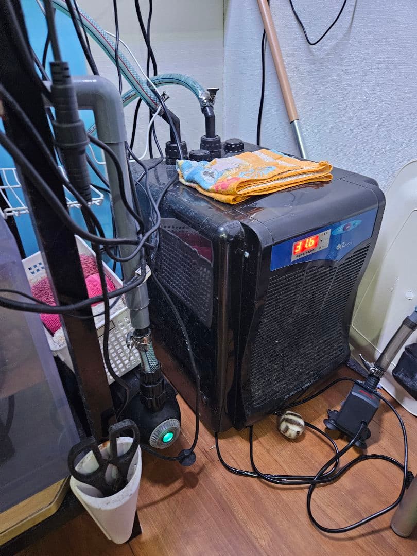 オーバーフロー水槽と機器一式 引取限定