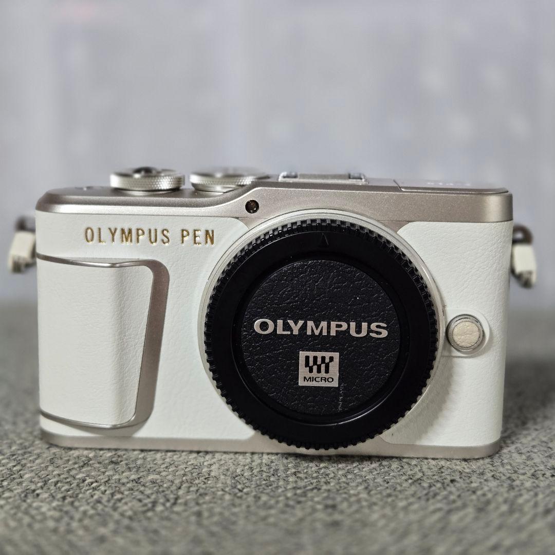 OLYMPUS PEN E-PL9ホワイト ミラーレスカメラ