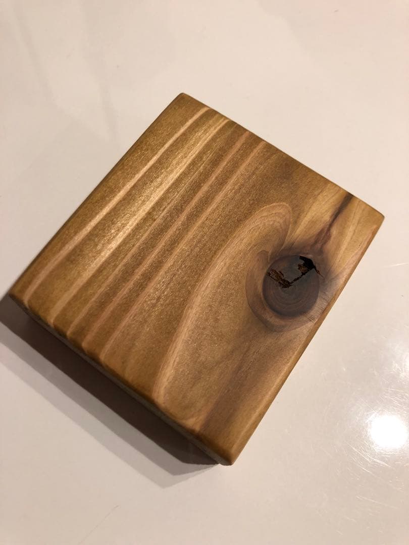 TVで紹介！窓枠における収納棚！tasty ウッドラック 壁面収納ラック