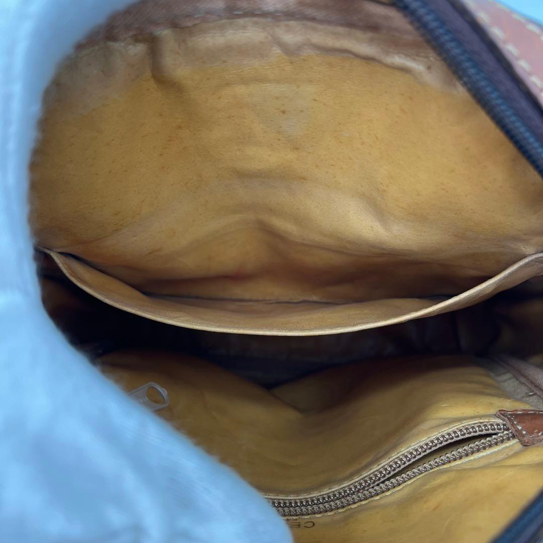 CELINE ショルダーバッグ 斜めがけ マカダム柄 トリオンフ 男女可能