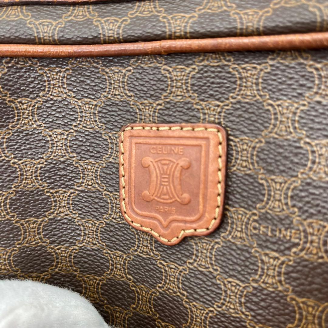 CELINE ショルダーバッグ 斜めがけ マカダム柄 トリオンフ 男女可能