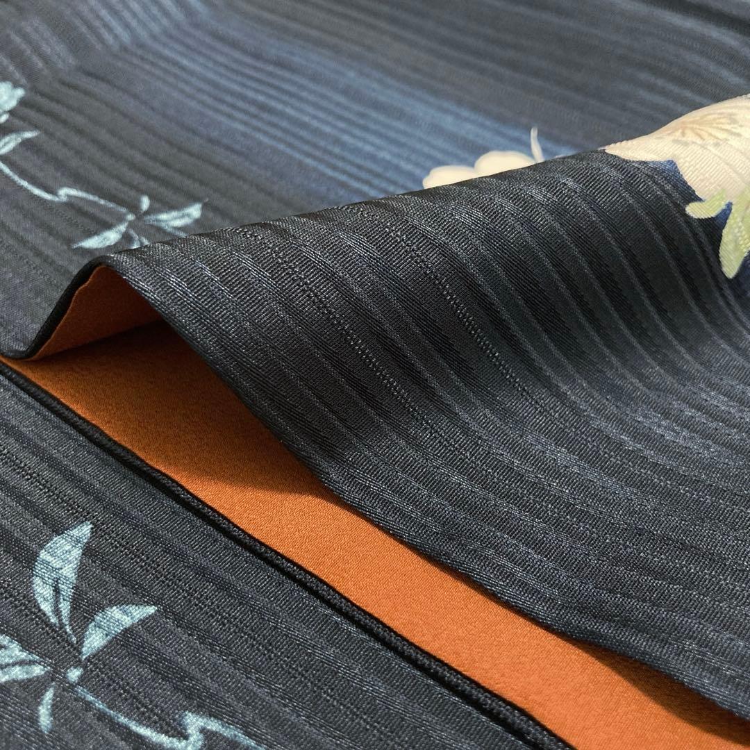 【良品✨】東レシルック　洗える着物　小紋　濃紺色　桜模様　手縫い仕立て　幅広B7