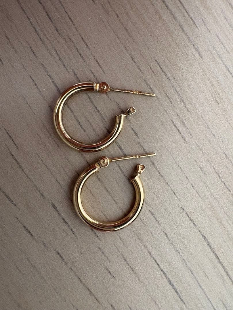 18金【2×15mm 定番フープピアス 】イエローゴールド