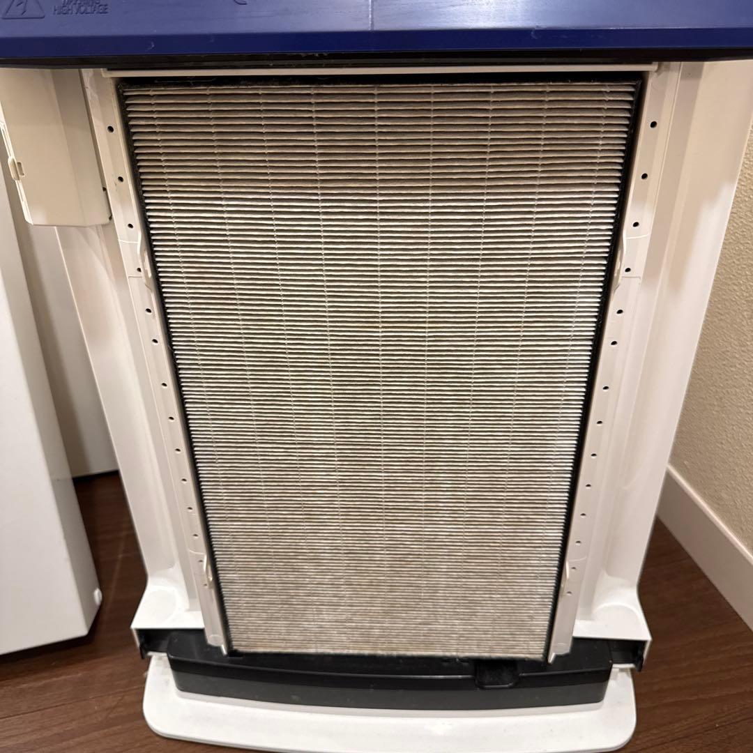 2021年製　上級モデル　DAIKIN 空気清浄機 MCK70XJ-W