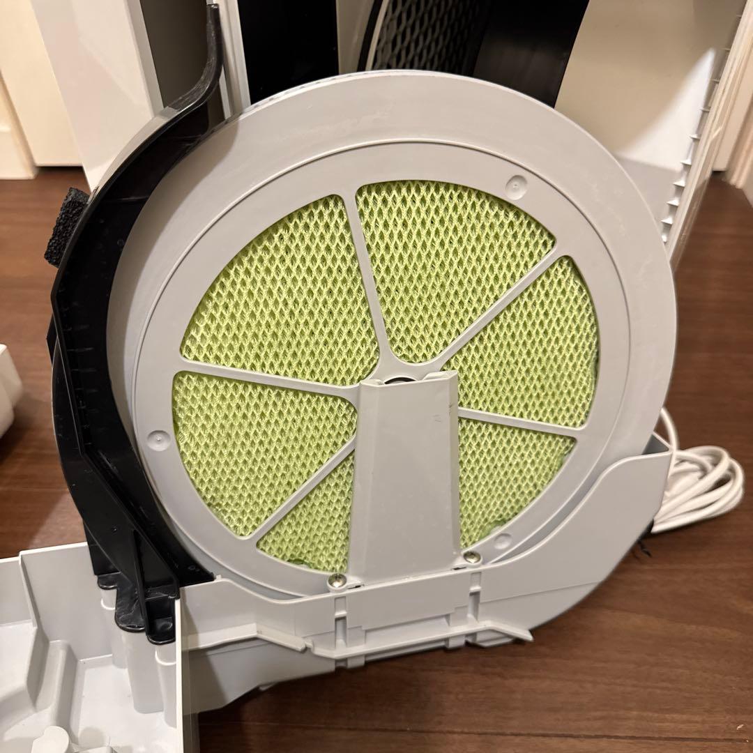 2021年製　上級モデル　DAIKIN 空気清浄機 MCK70XJ-W