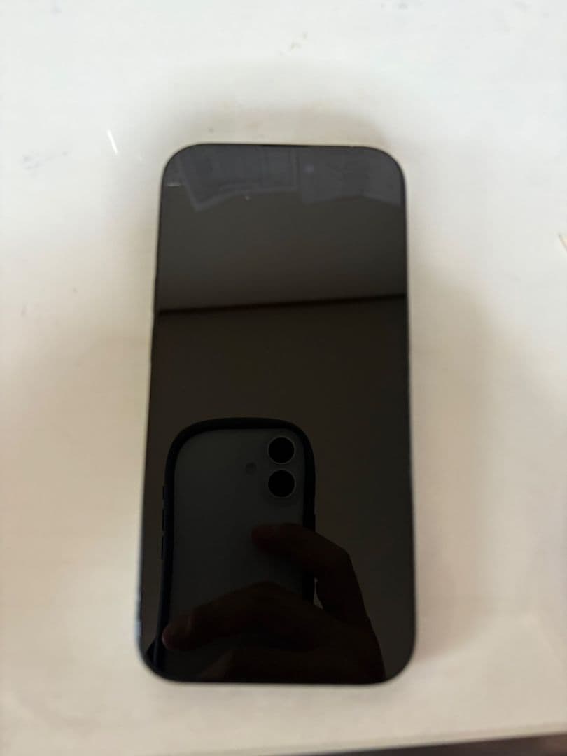 iPhone 15 ブラック 128GB