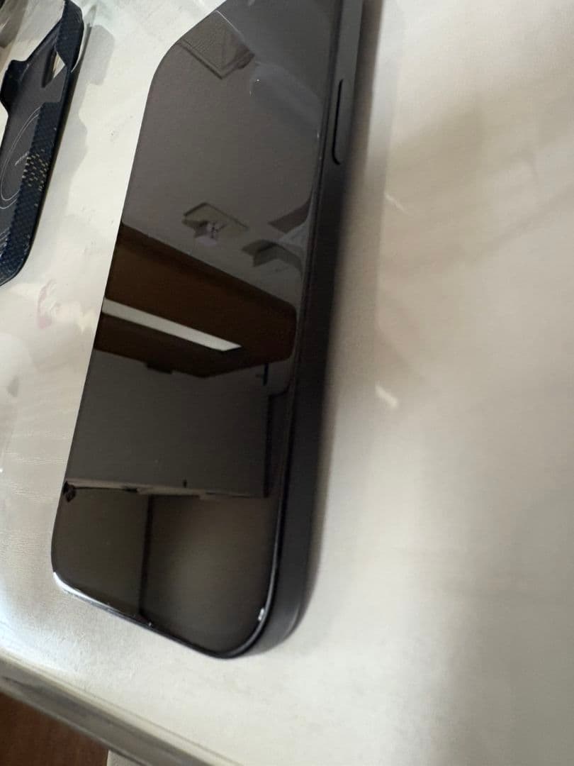 iPhone 15 ブラック 128GB