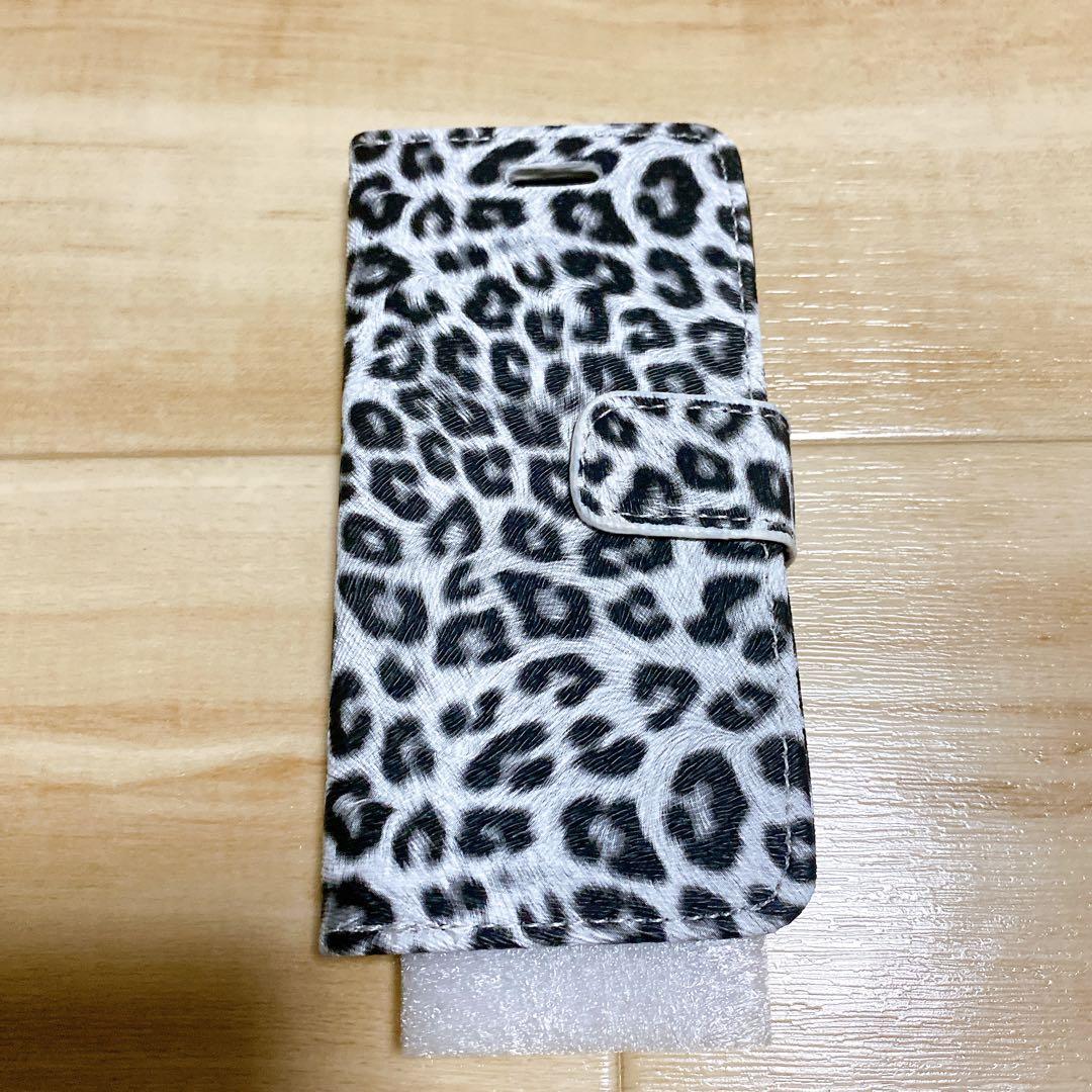 ⭐️(再)iPhone SE ケース おもしろ ヒョウ柄