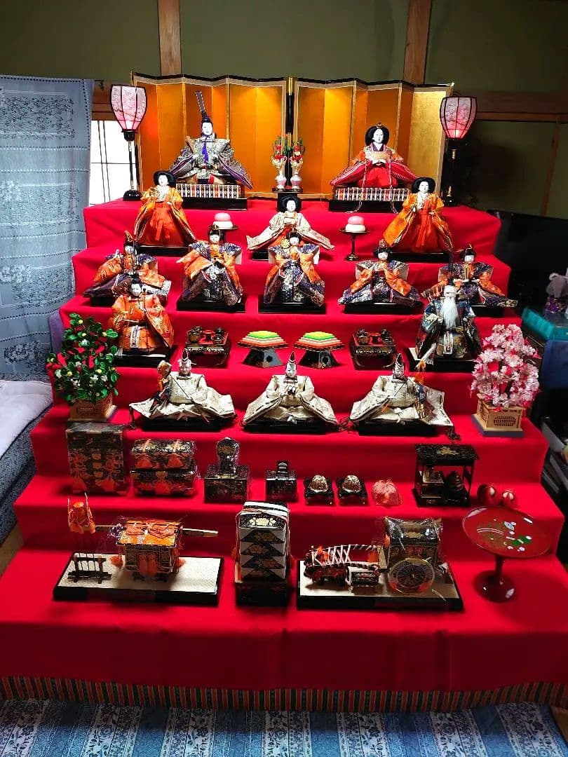 豪華！特大！雛人形 七段飾り 60号 幅190㎝×奥行210㎝