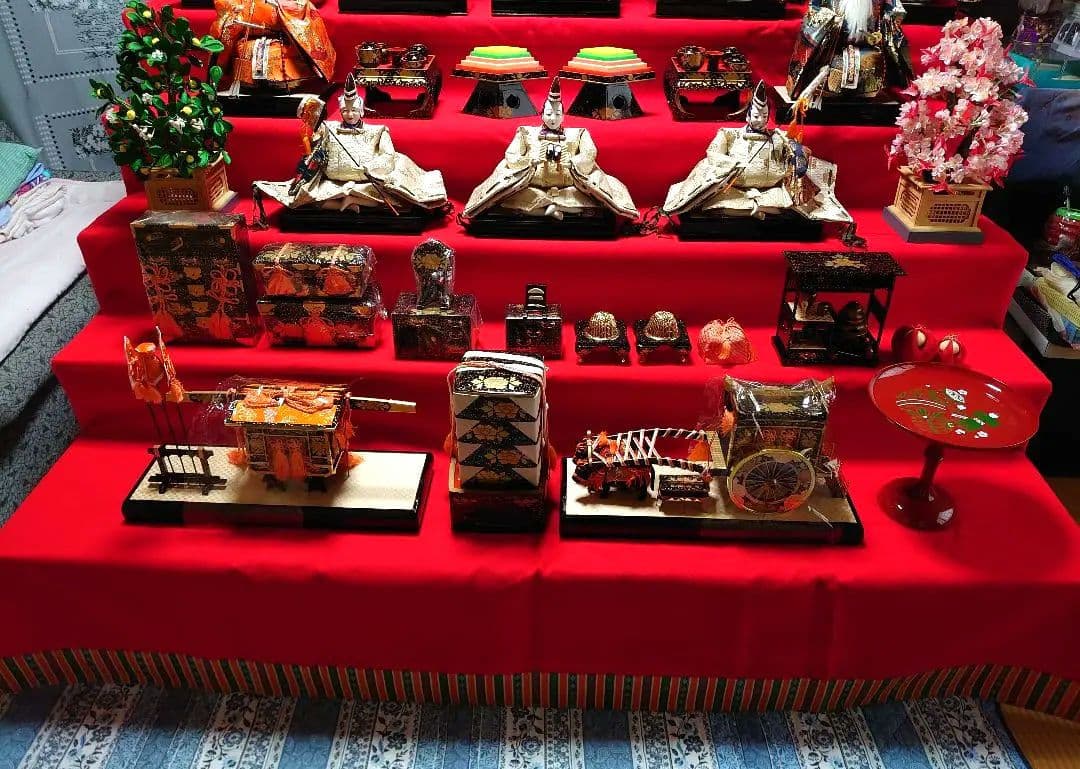 豪華！特大！雛人形 七段飾り 60号 幅190㎝×奥行210㎝