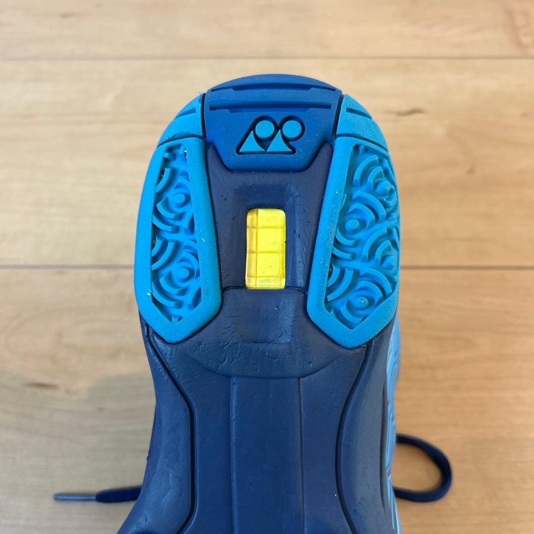 【未使用に近い】ヨネックス パワークッション エアラスダッシュ 27.0cm