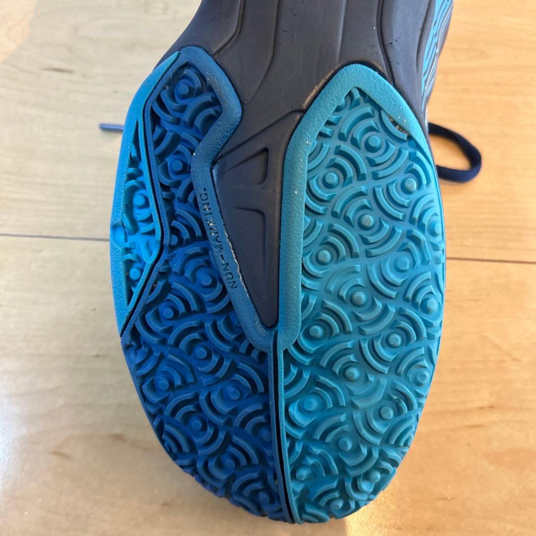 【未使用に近い】ヨネックス パワークッション エアラスダッシュ 27.0cm