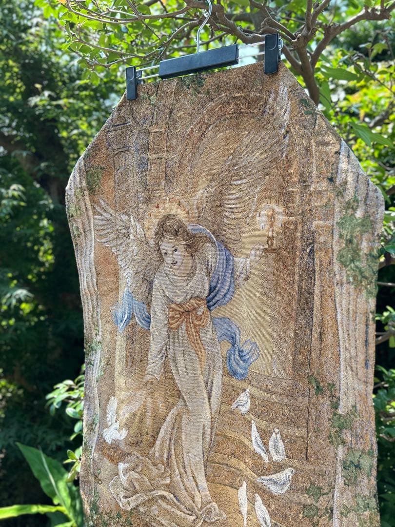 フランスアンティーク　タペストリー　大天使ガブリエル　作家名あり　ゴブラン織り