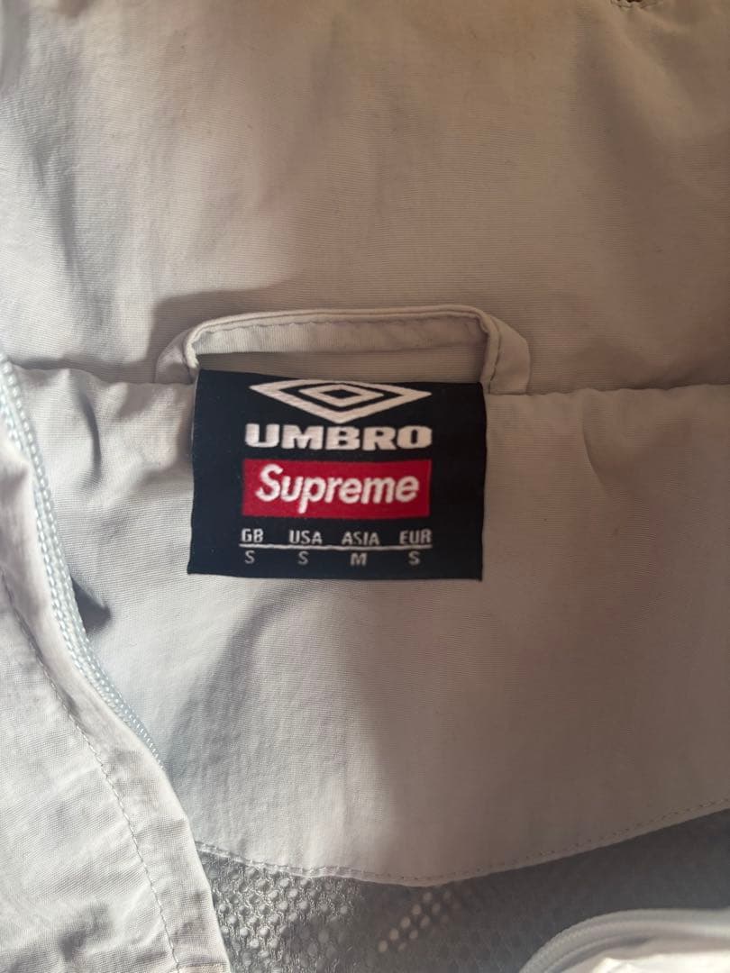 Supreme ナイロンジャケット グレー