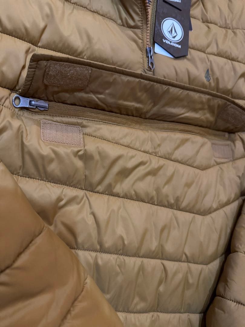 VOLCOM 中綿入りハーフジップダウンジャケット スノーボード
