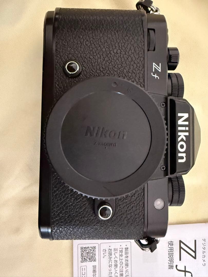 Nikon Z f グリップ付き